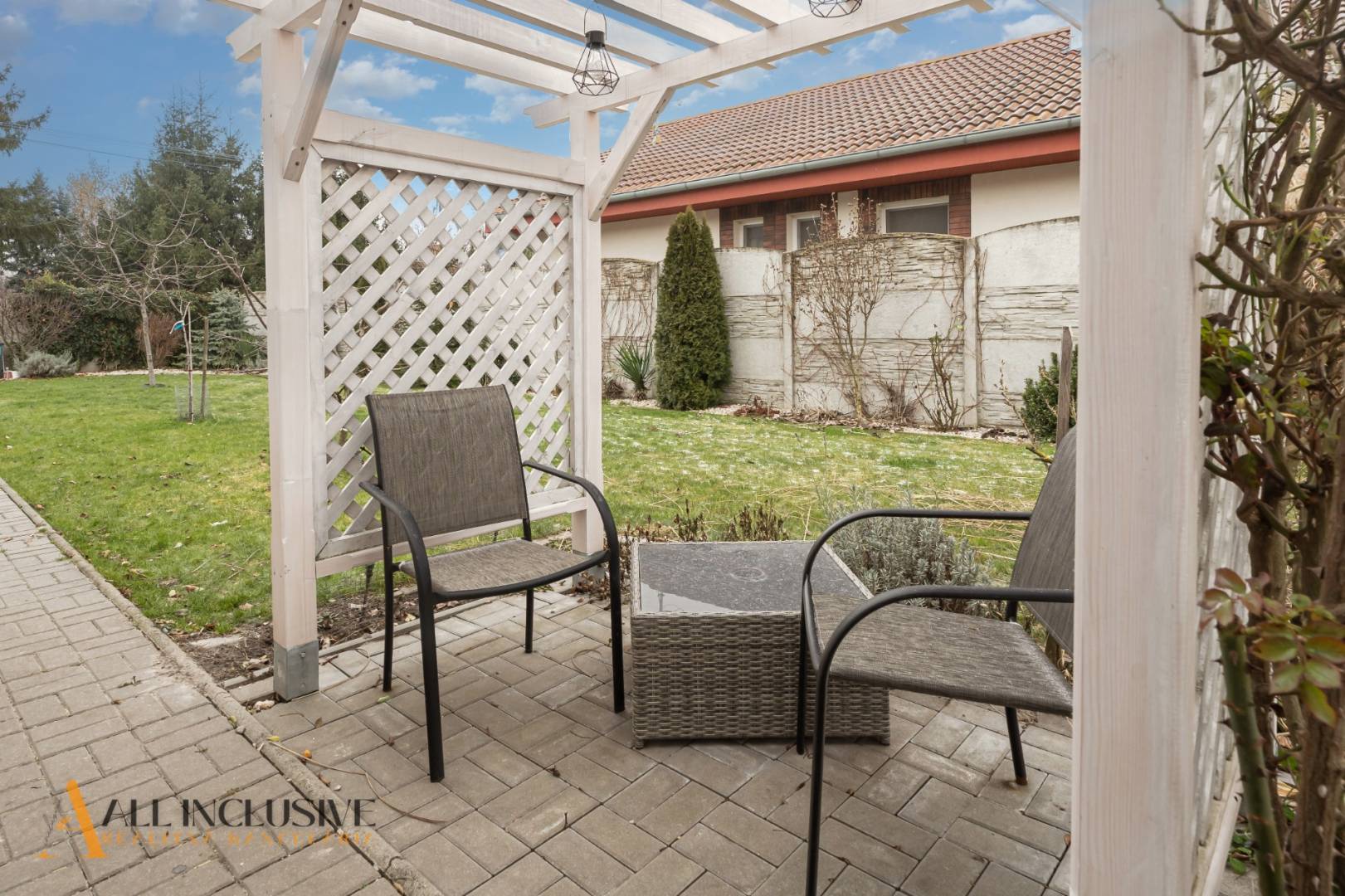 External property image