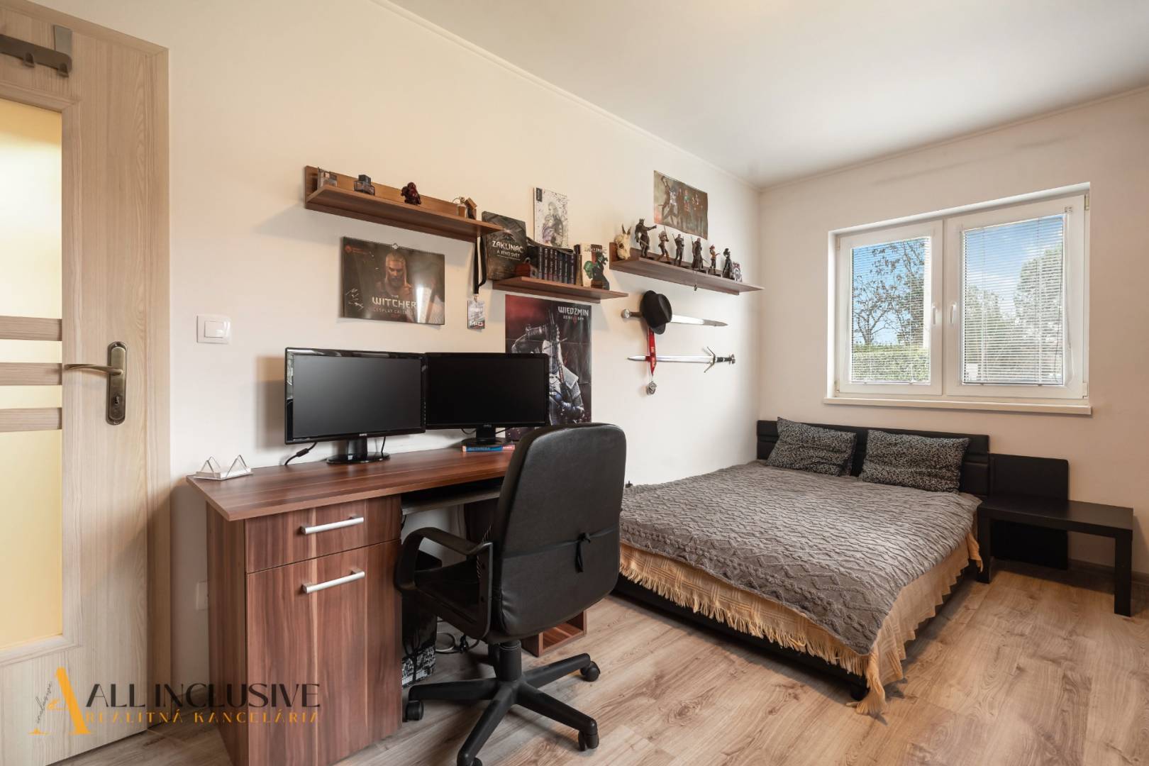 External property image