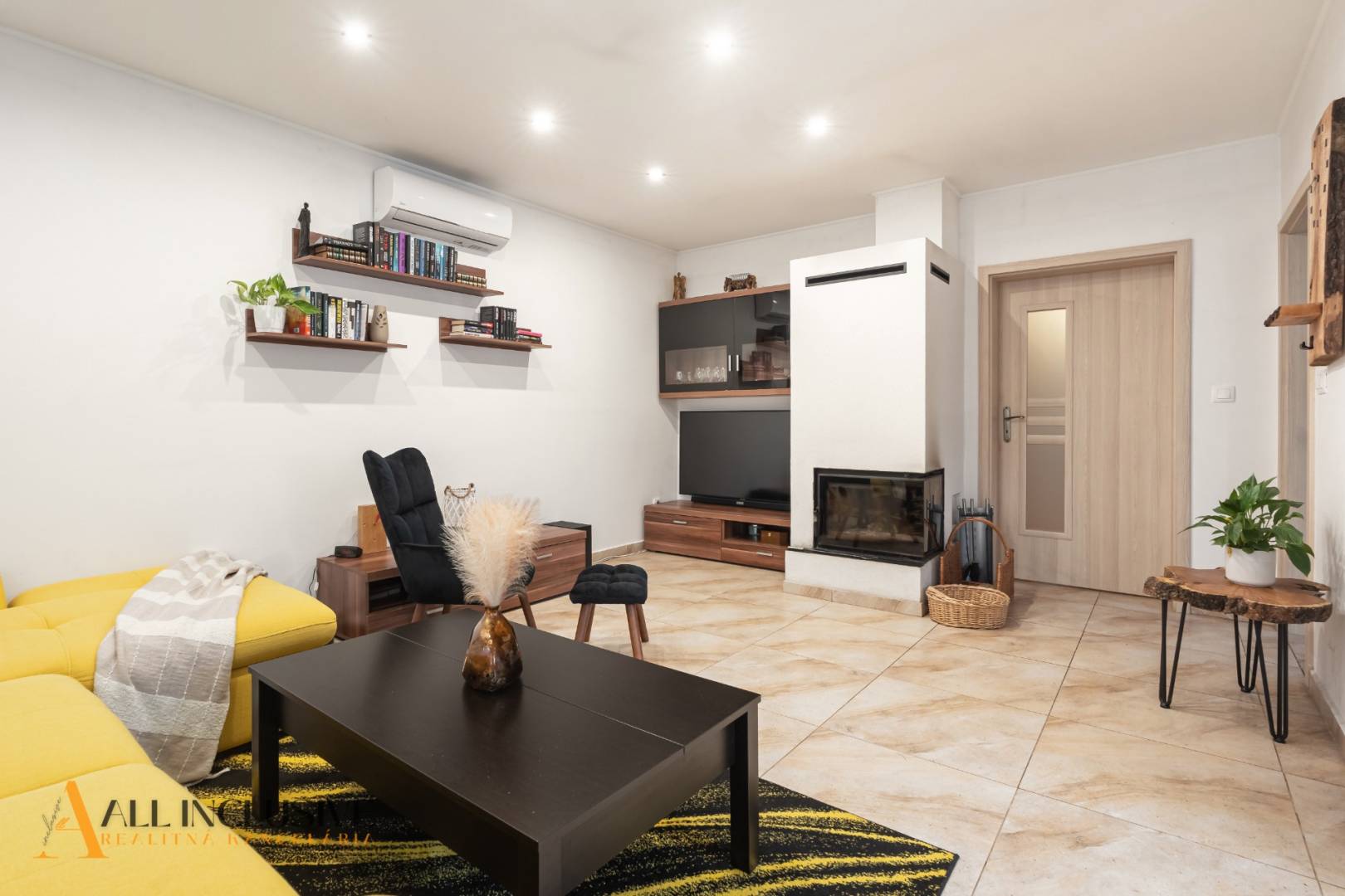 External property image