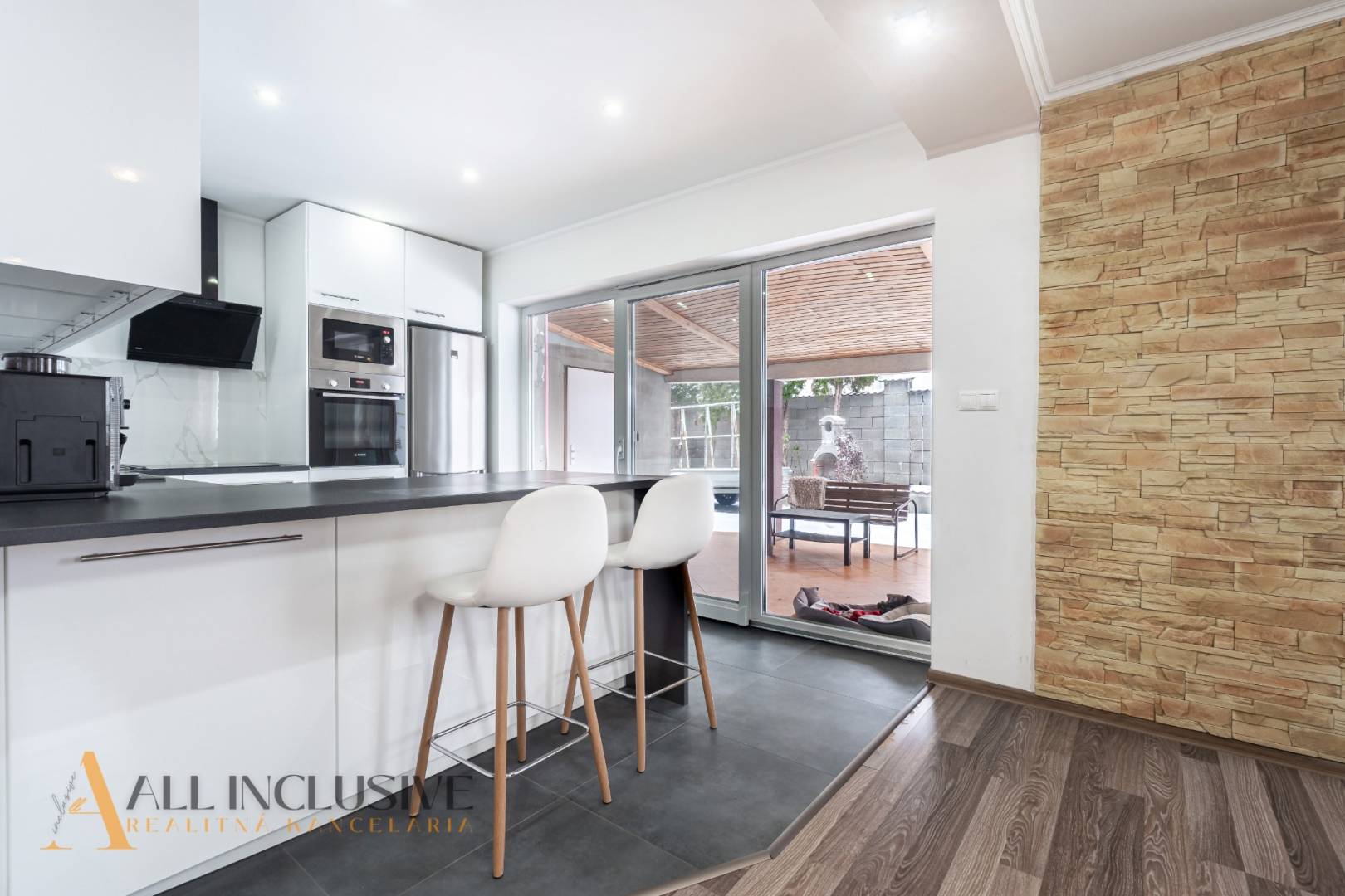 External property image