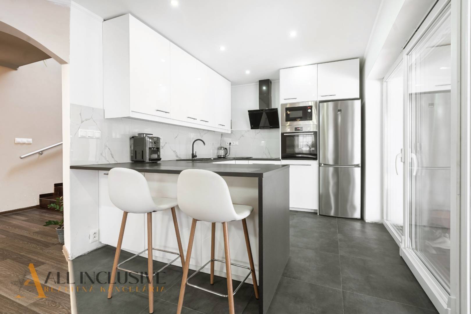 External property image