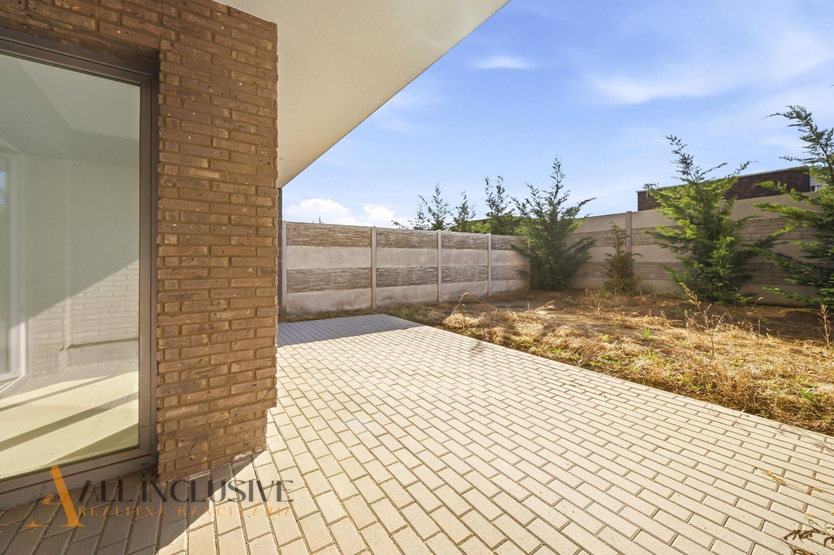 External property image