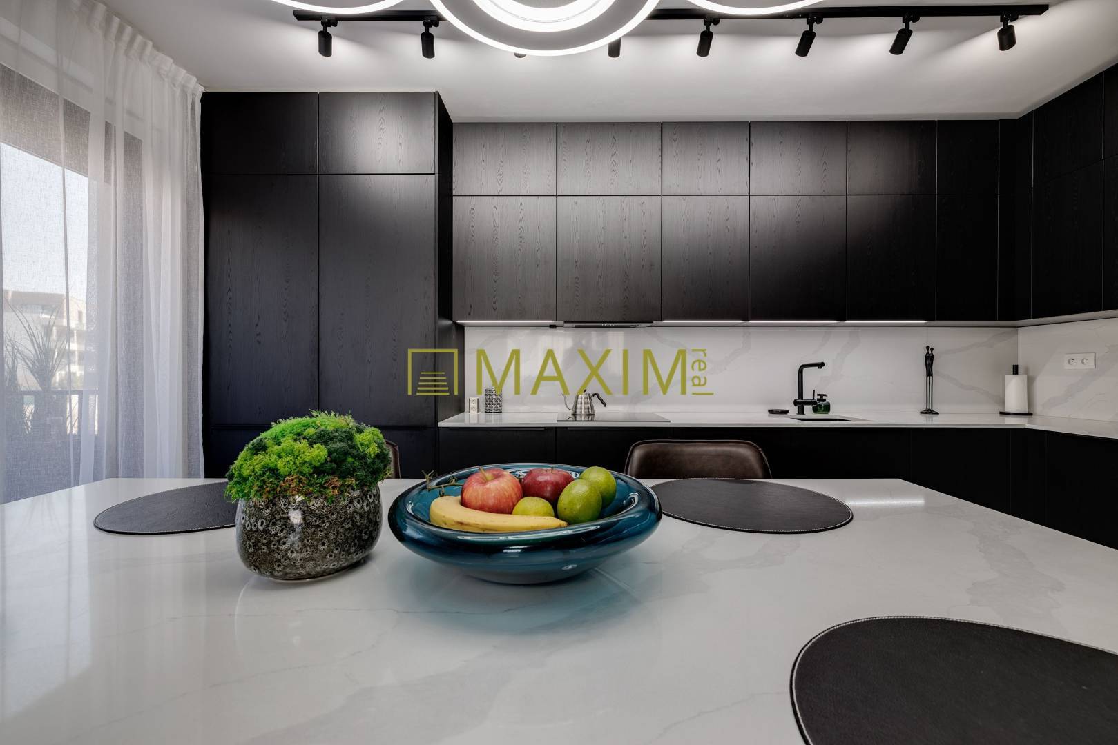 Zariadený 3- izbový byt na ulici Pri Vápenickom potoku