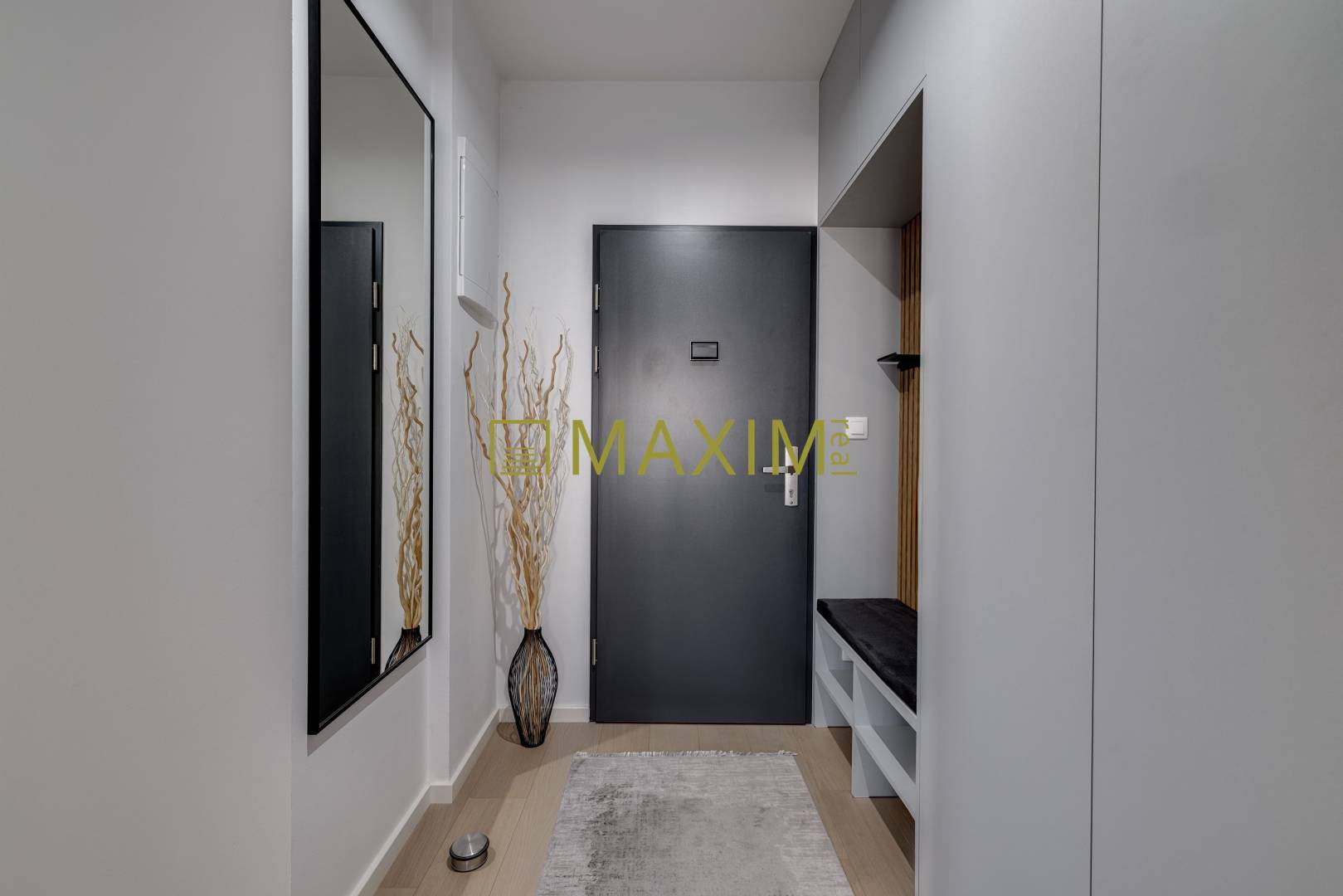 Zariadený 3- izbový byt na ulici Pri Vápenickom potoku