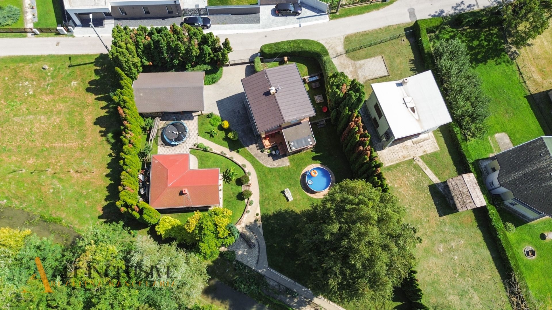 External property image