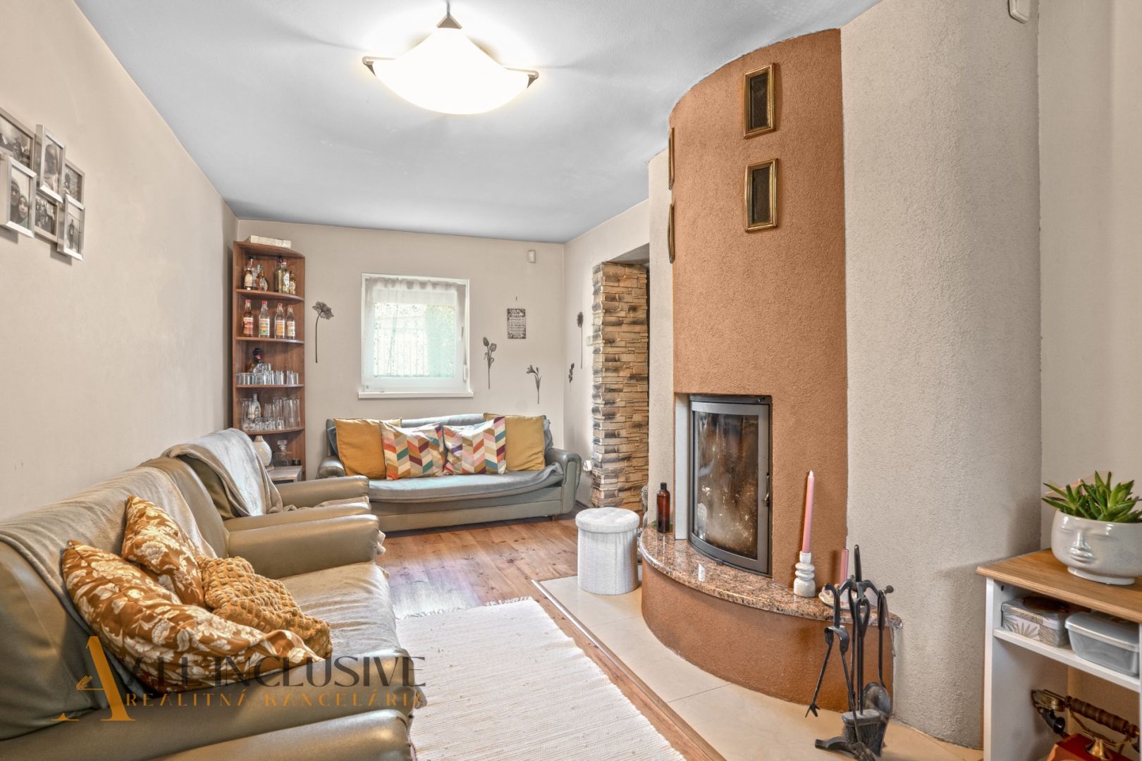 External property image