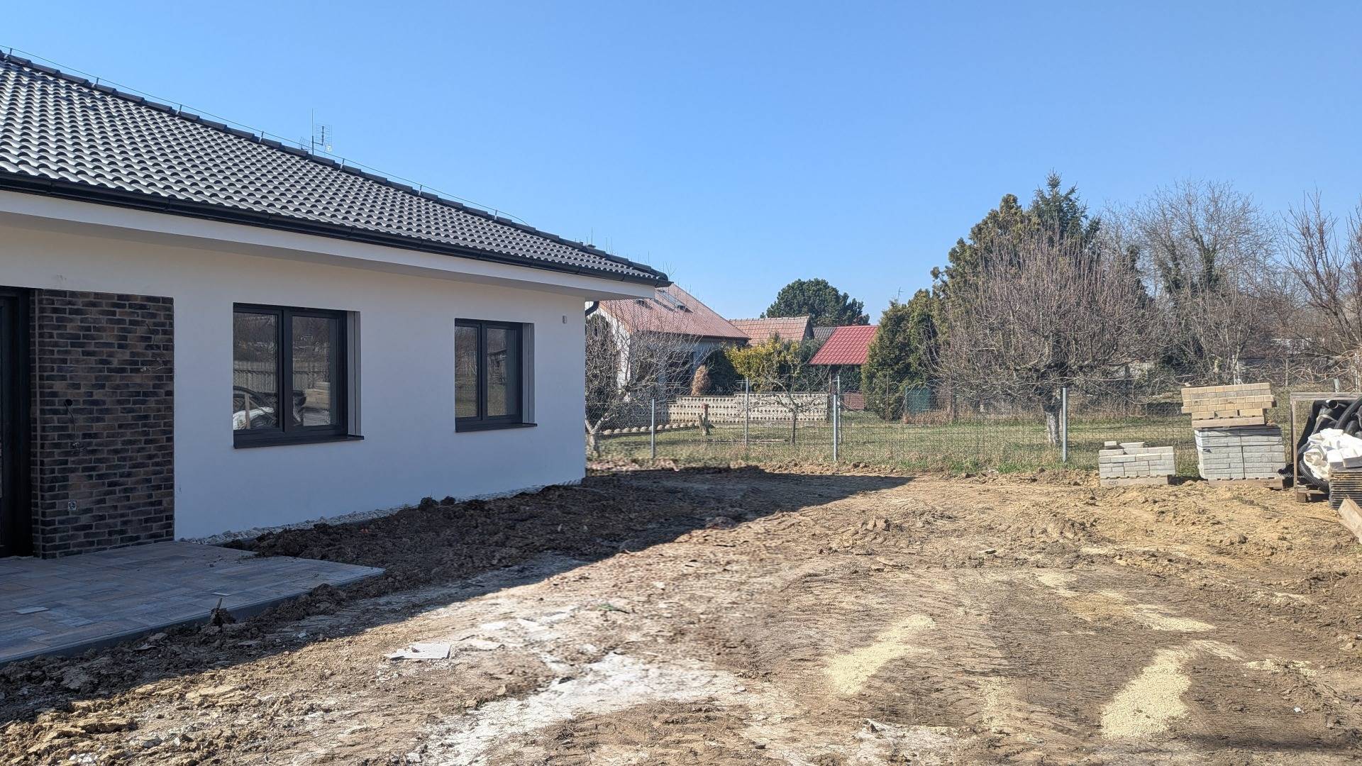 Bungalov v centre obce Cabaj v štandarde, Wágnerova ulica, Dom č.2