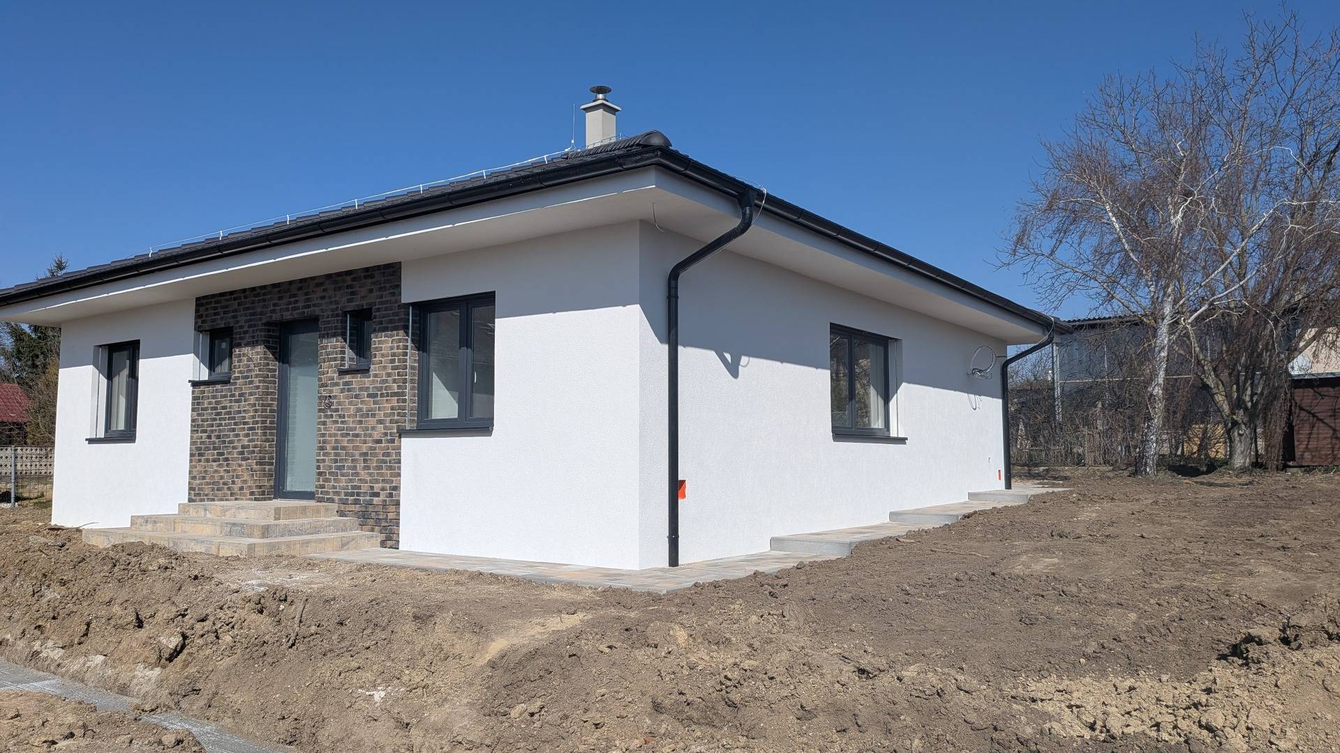 Bungalov v centre obce Cabaj v štandarde, Wágnerova ulica, Dom č.2