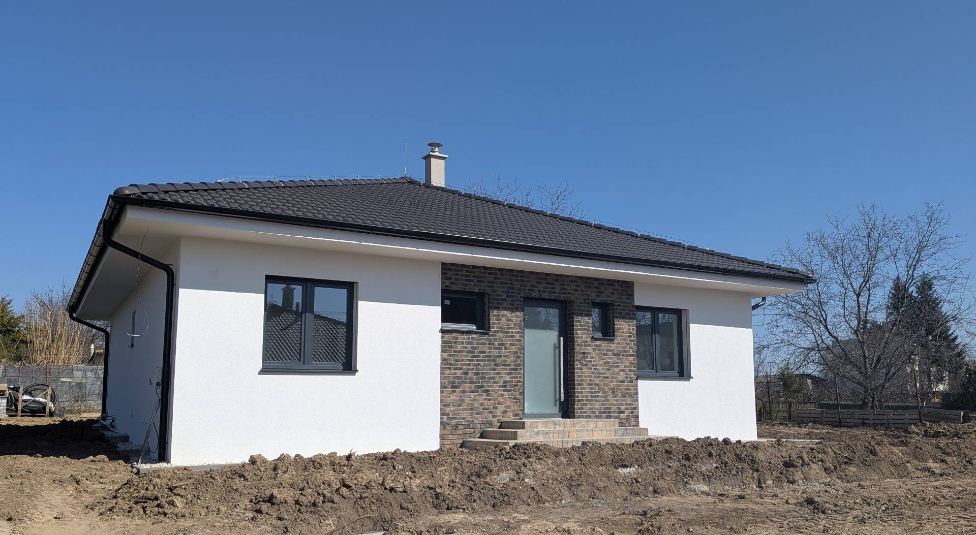 Bungalov v centre obce Cabaj v štandarde, Wágnerova ulica, Dom č.2