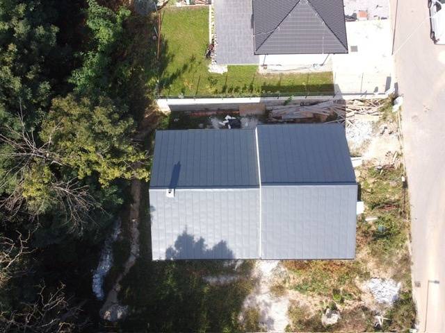 Novostavba v Štitároch pod lesom