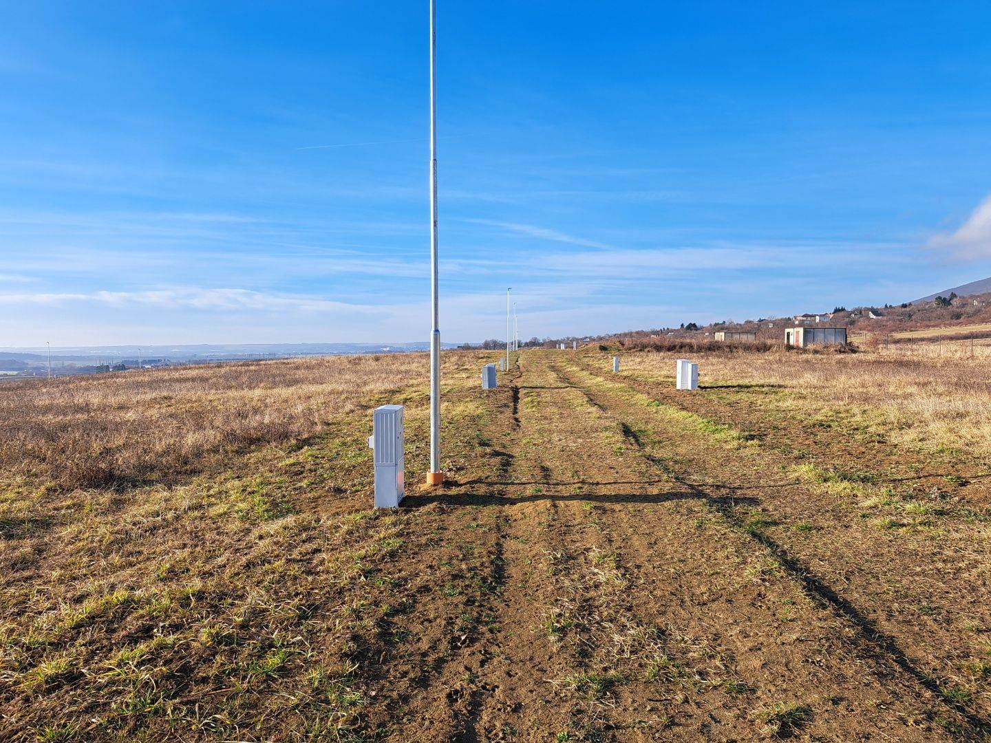 Stavebný pozemok 720 m2 v Štitároch