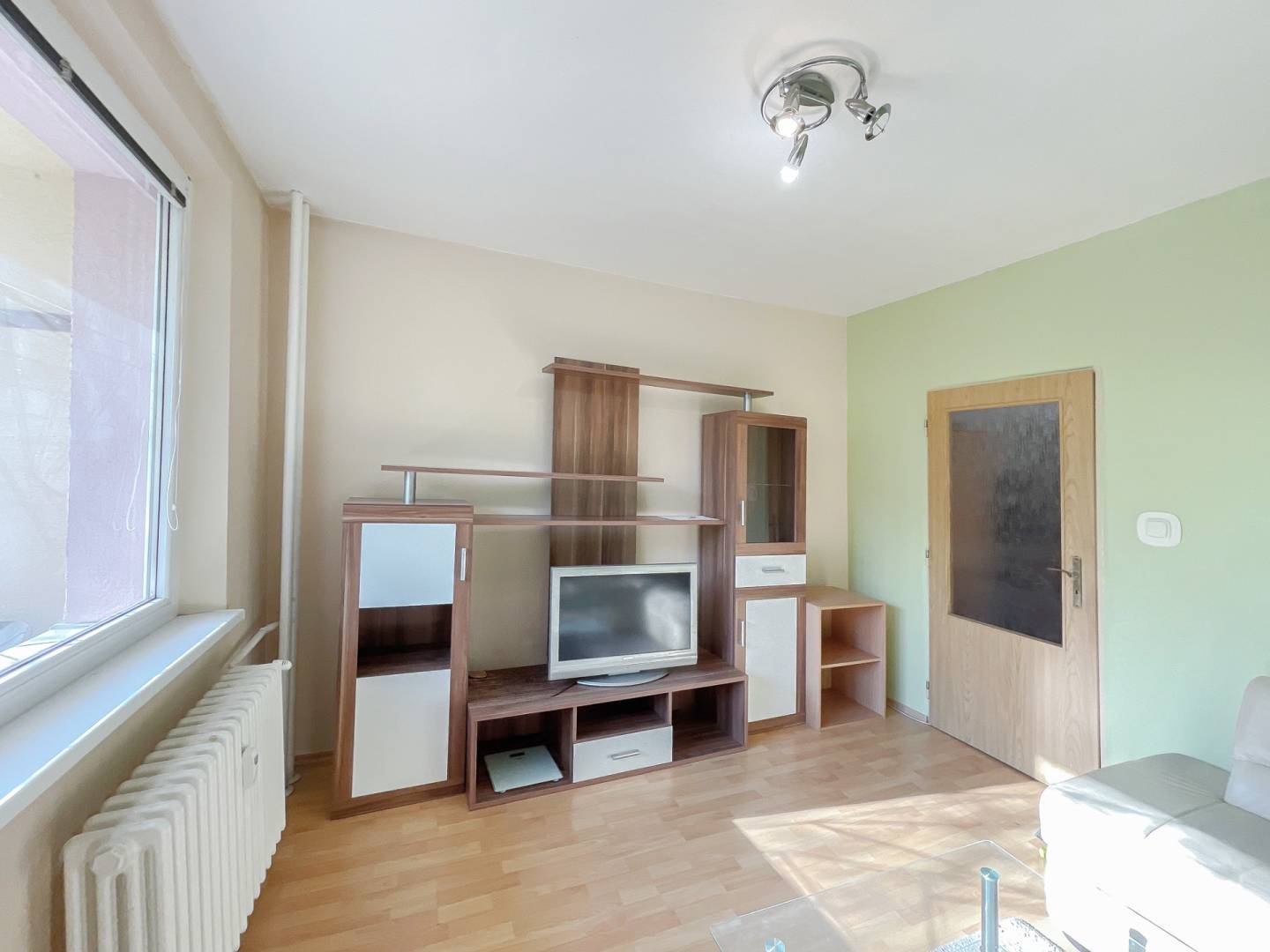 Priestranný 2-izbový byt s balkónom, Jiráskova ulica, Trnava