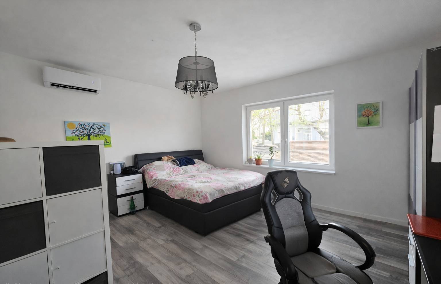 Ponúkame na predaj rodinný dom s veľkým pozemkom v obci Trnávka