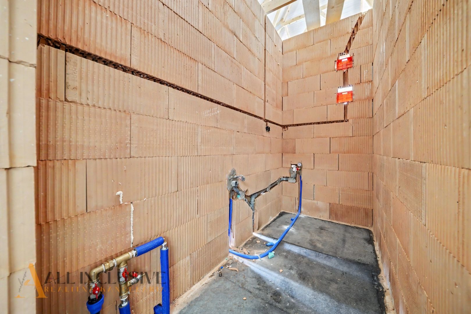 External property image