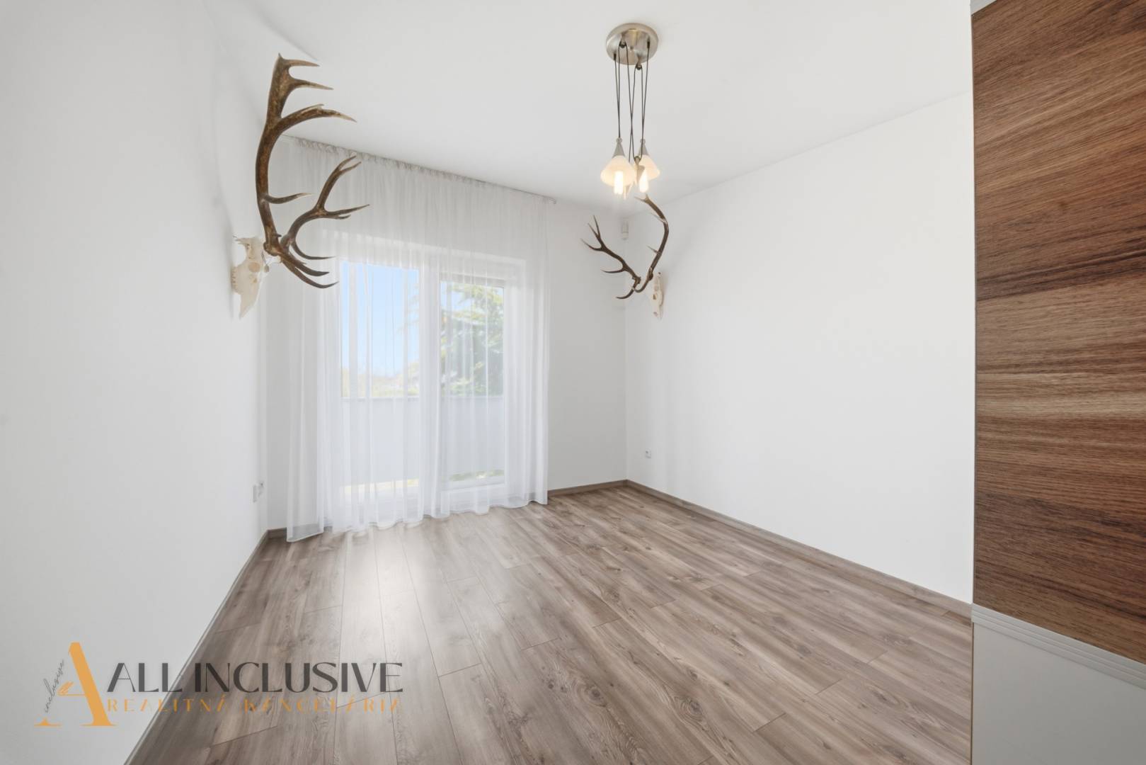 External property image