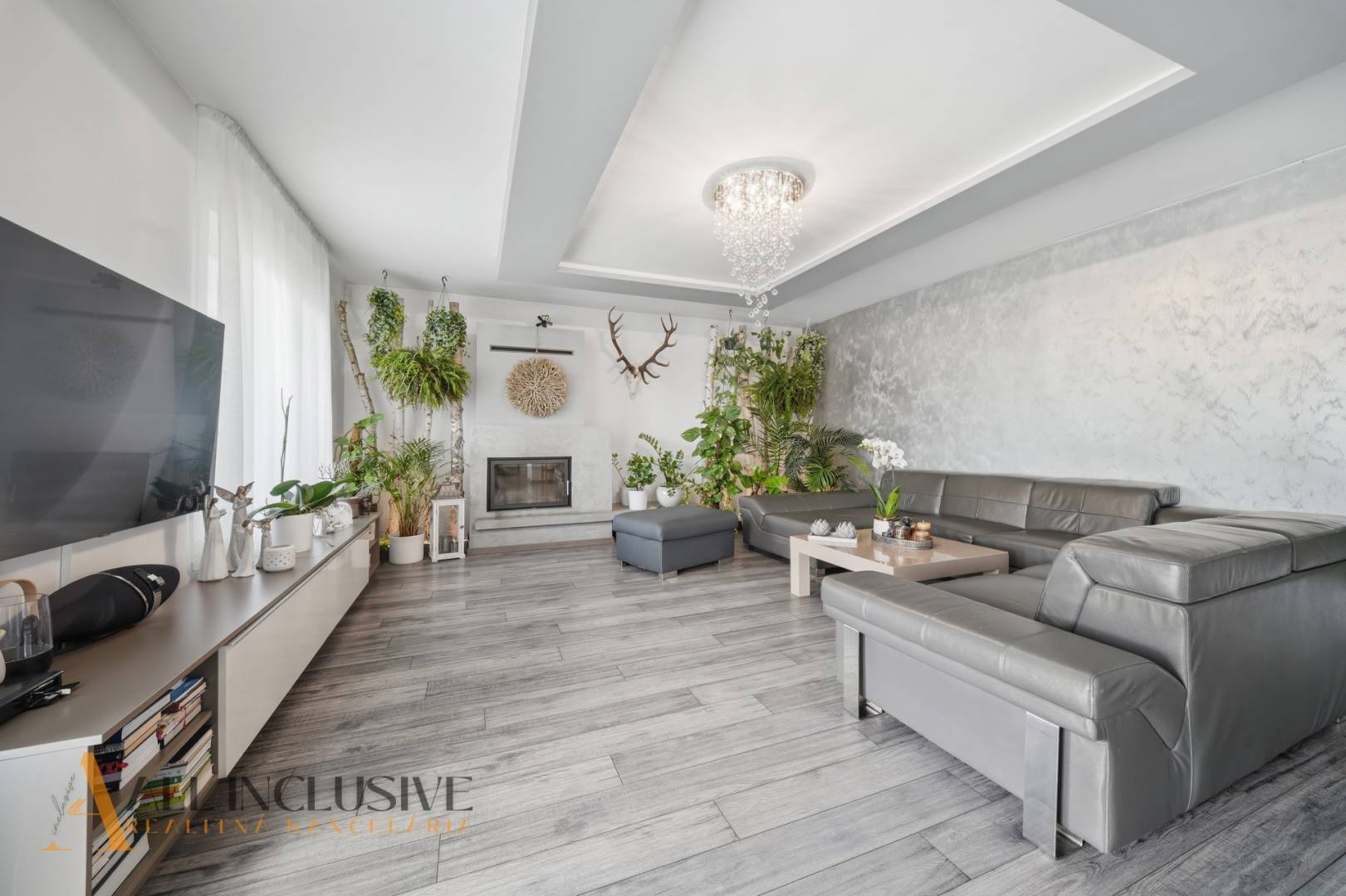 External property image