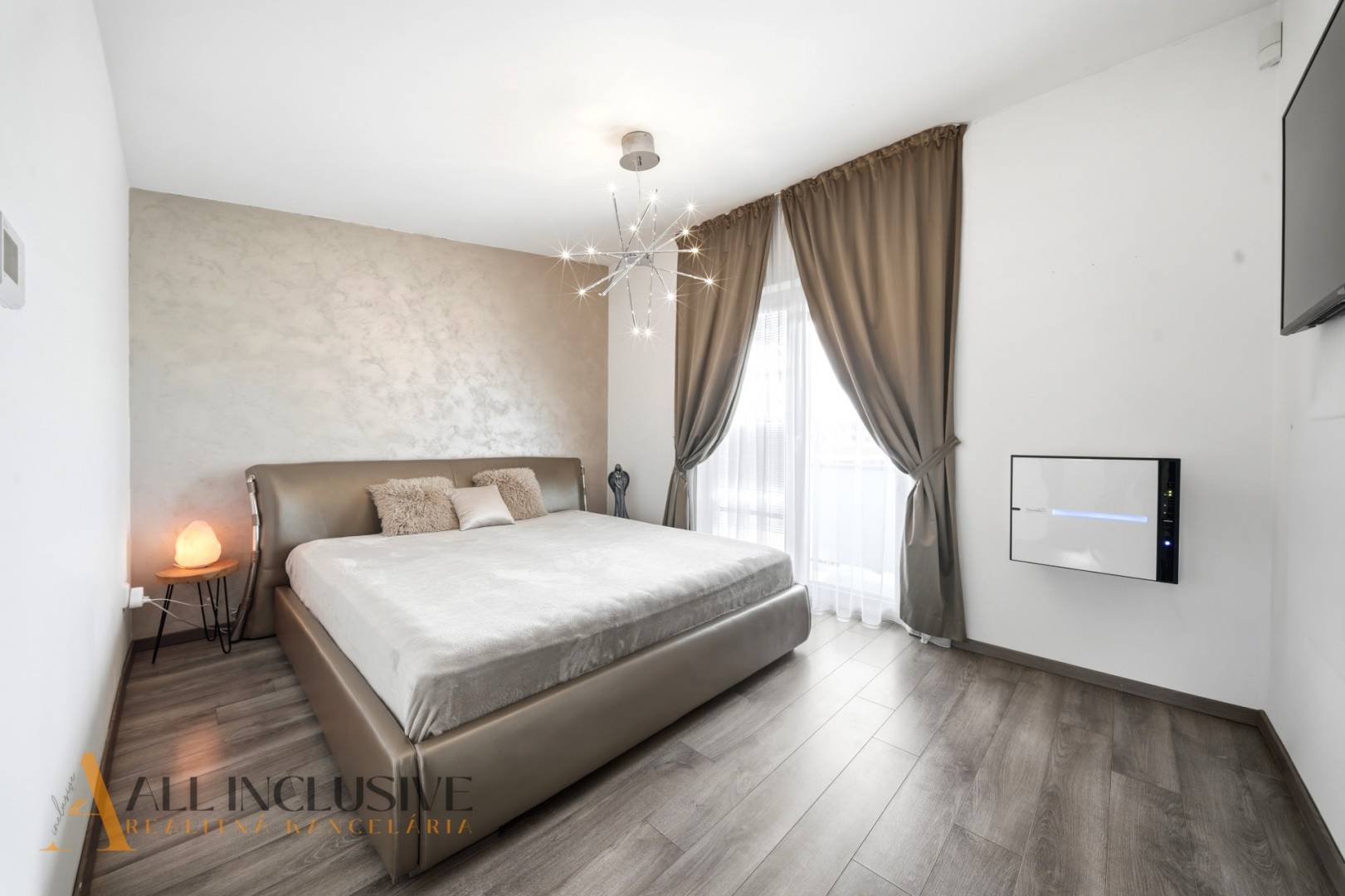 External property image