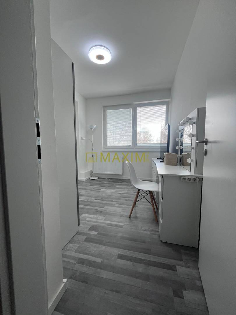 2-izbový byt s priestrannou lodžiou v bytovom dome – Vlčie hrdlo, BA