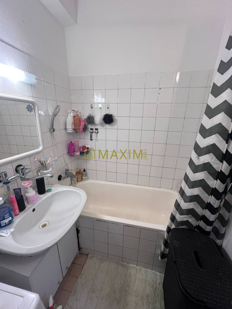 2-izbový byt s priestrannou lodžiou v bytovom dome – Vlčie hrdlo, BA