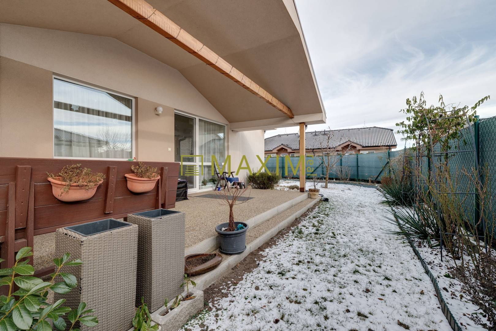 Moderný samostatne stojaci 4-izbový bungalov, Láb okres Malacky