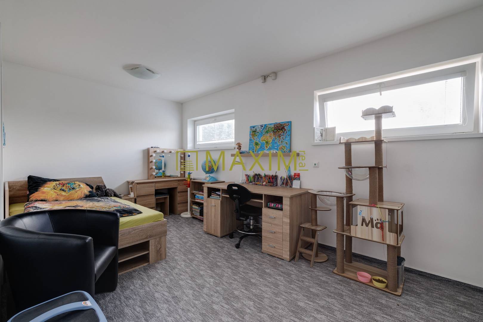 VÝNIMOČNÝ samostatne stojaci 4,5-izbový TOP dom v pokojnej lokalite MA