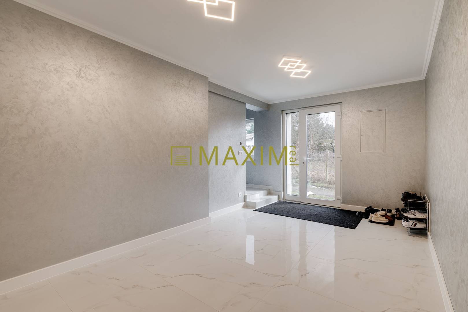 7-izbový kompletne zrekonštruovaný rodinný dom v obci Marianka pri BA