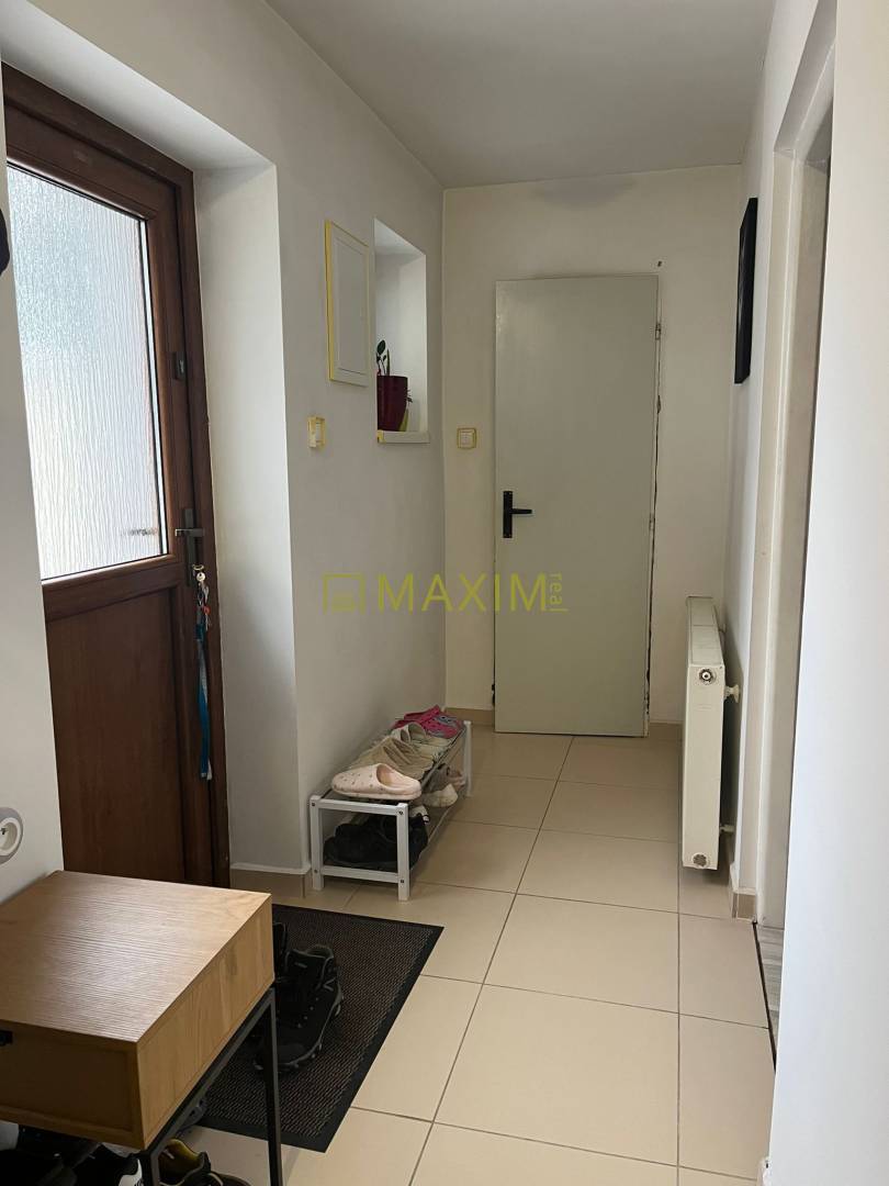 Samostatne stojaci zrekonštruovaný rodinný dom s výbornou dispozíciou