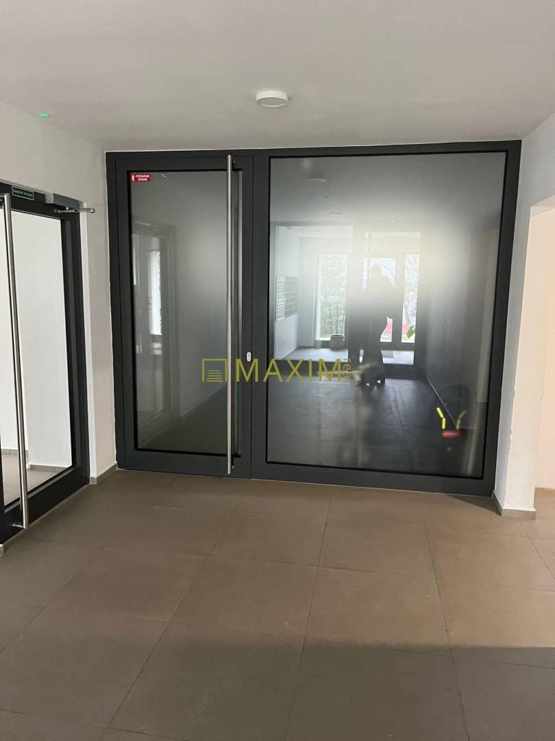 REZERVOVANE! 3-izbový byt s lodžiou, pivnicou a úložným priestorom