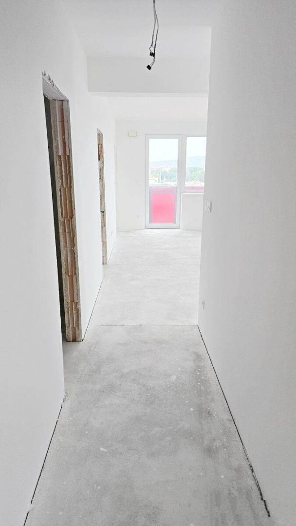 Novostavba – 3- izb. byt s 2 balkónmi a garáž. na ul. Jána Ondruša