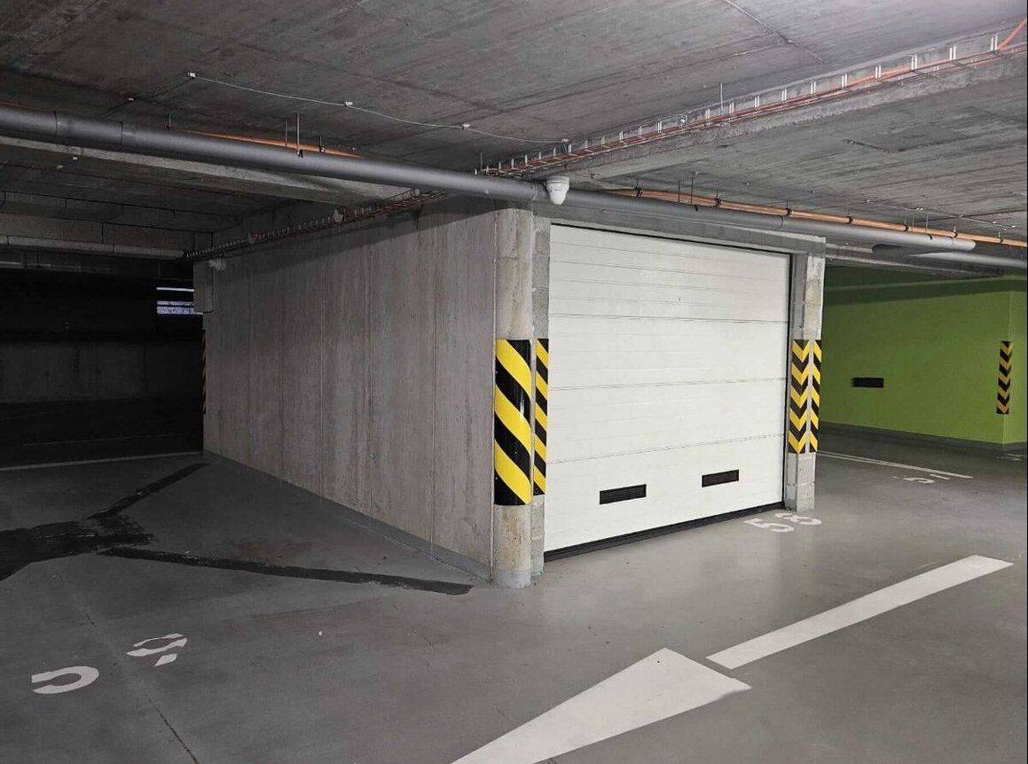 PREDAJ – Garáž na ulici Údernícka