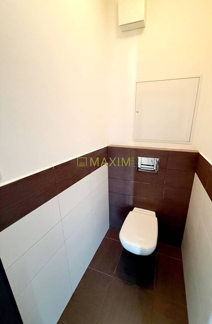 Na skok do centra- 2,5 izb. (75m2) zariadený byt v novostavbe