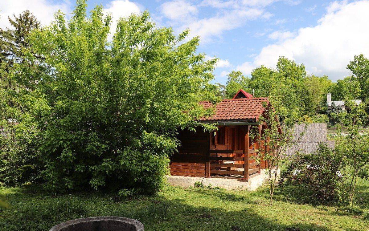 PREDAJ – Záhrada v lokalite Devínskej jazero