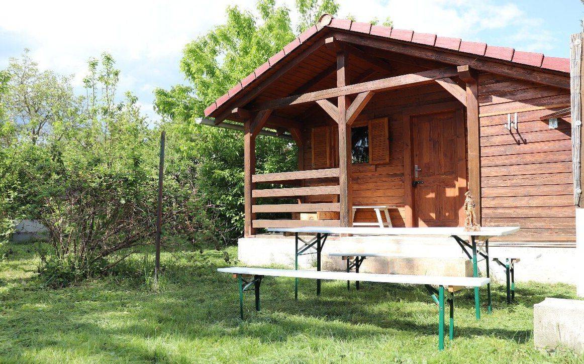 PREDAJ – Záhrada v lokalite Devínskej jazero