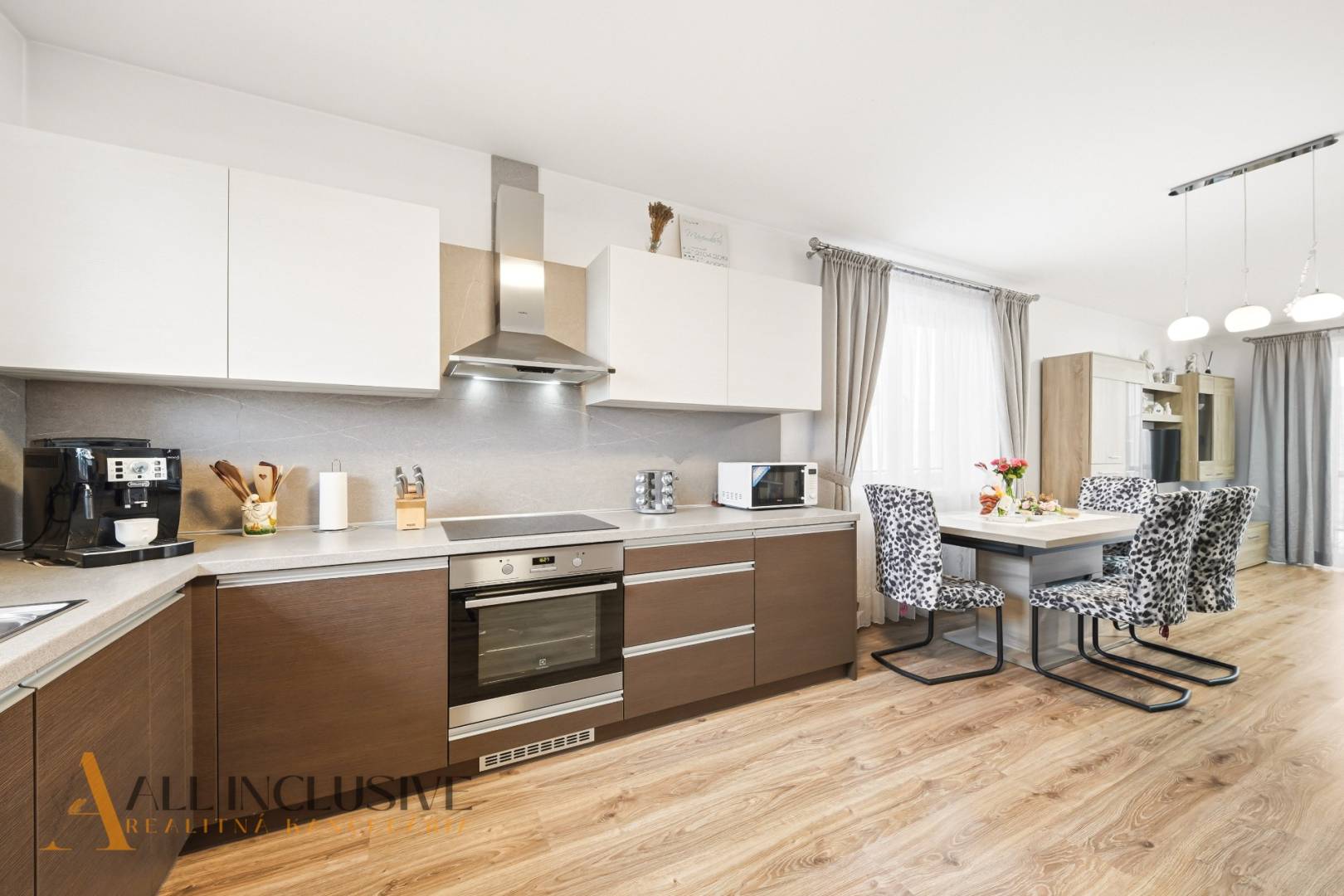 External property image