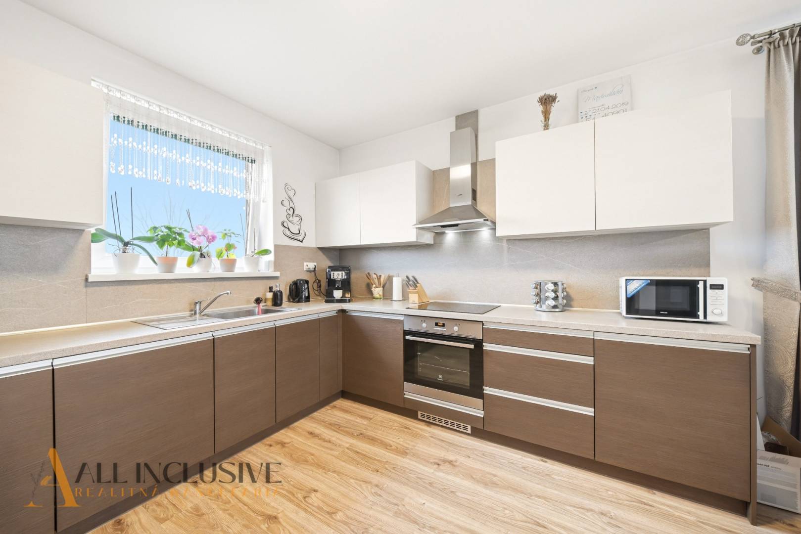 External property image