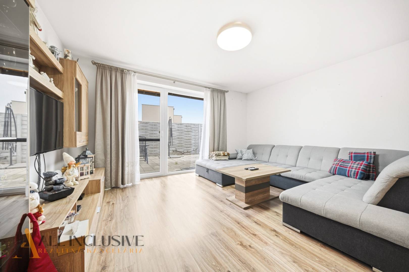 External property image