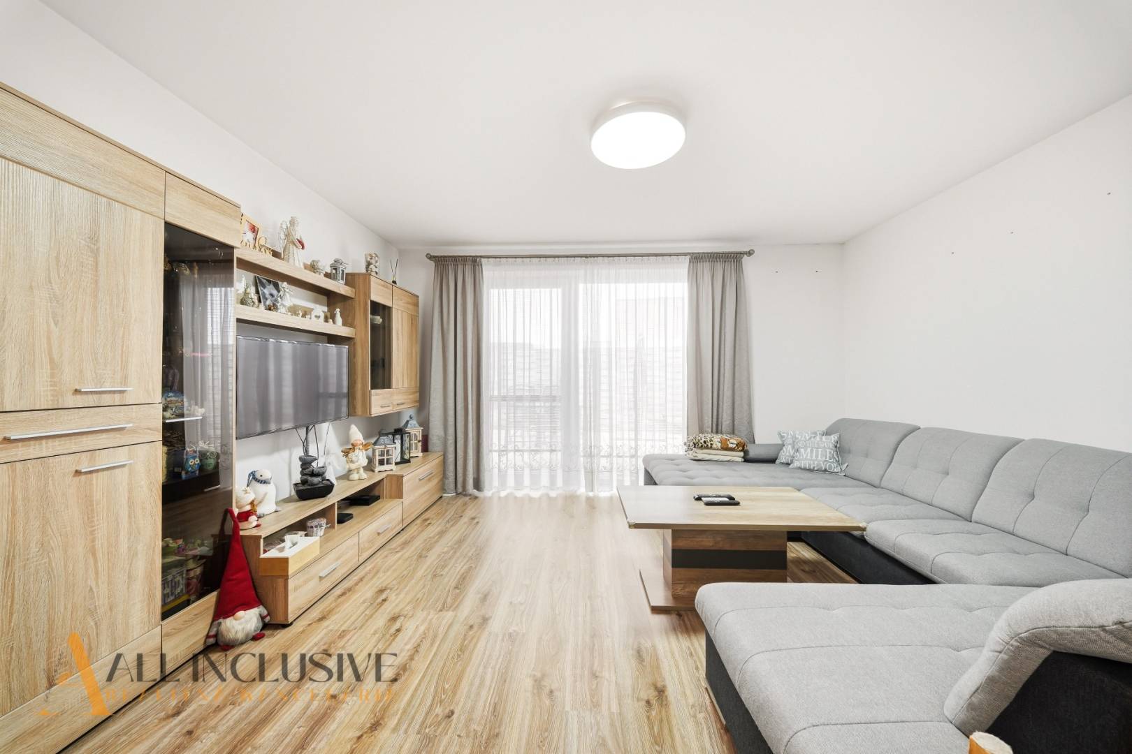 External property image