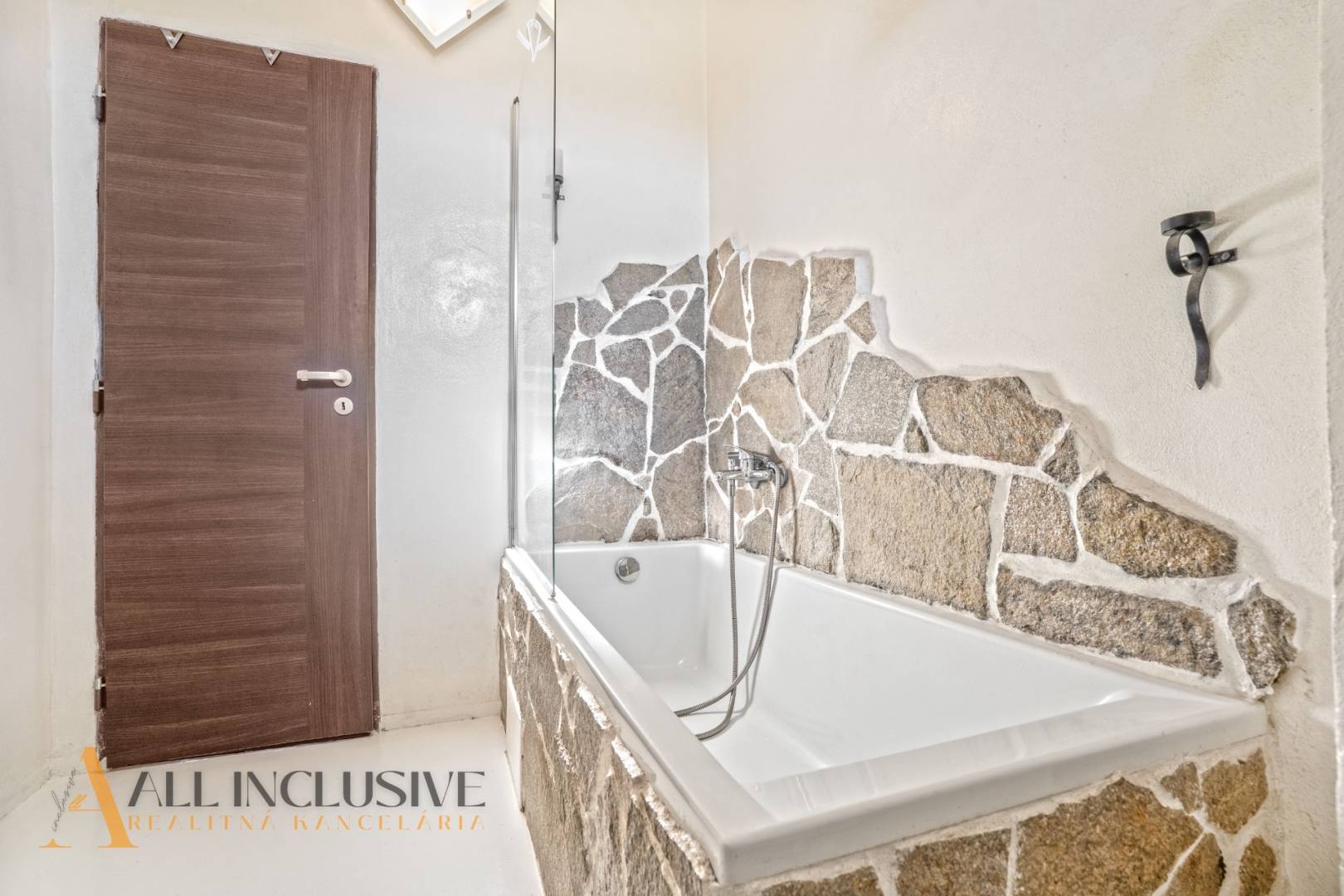 External property image