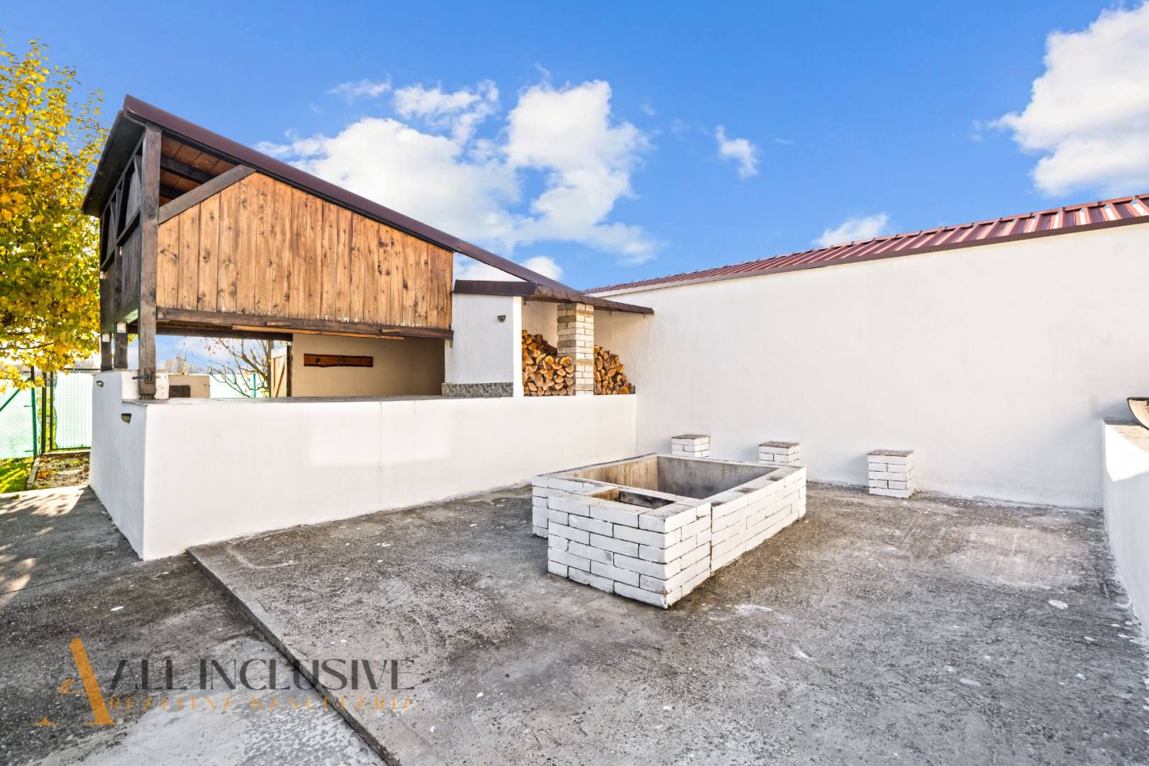 External property image