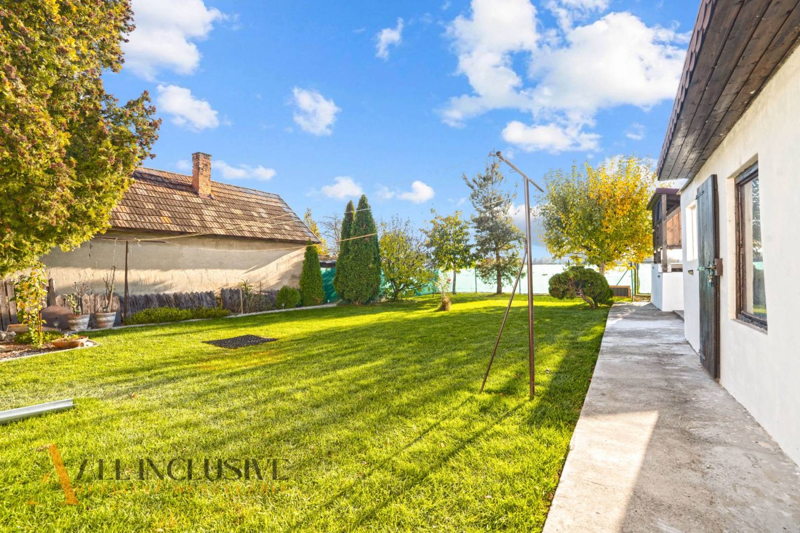 External property image