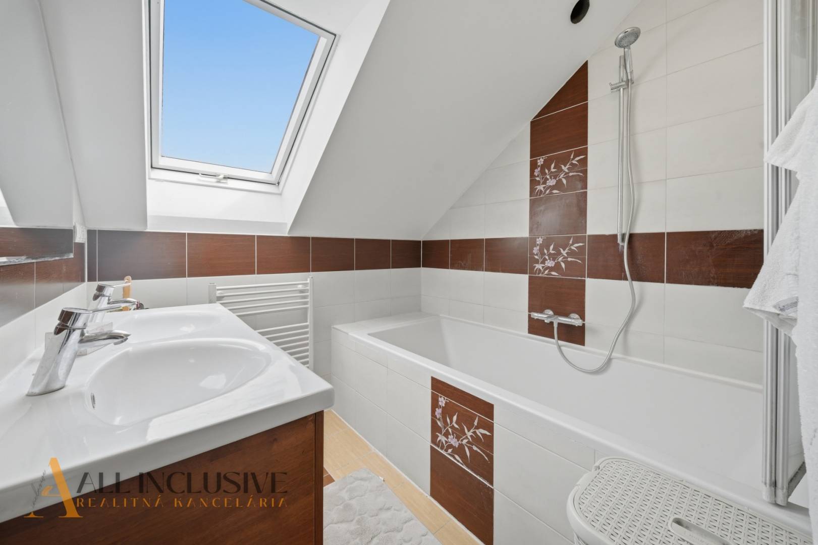 External property image