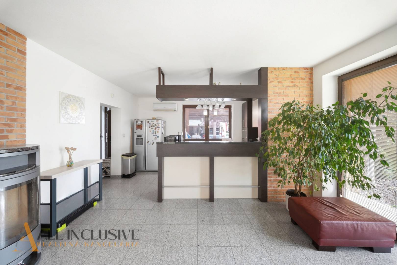 External property image