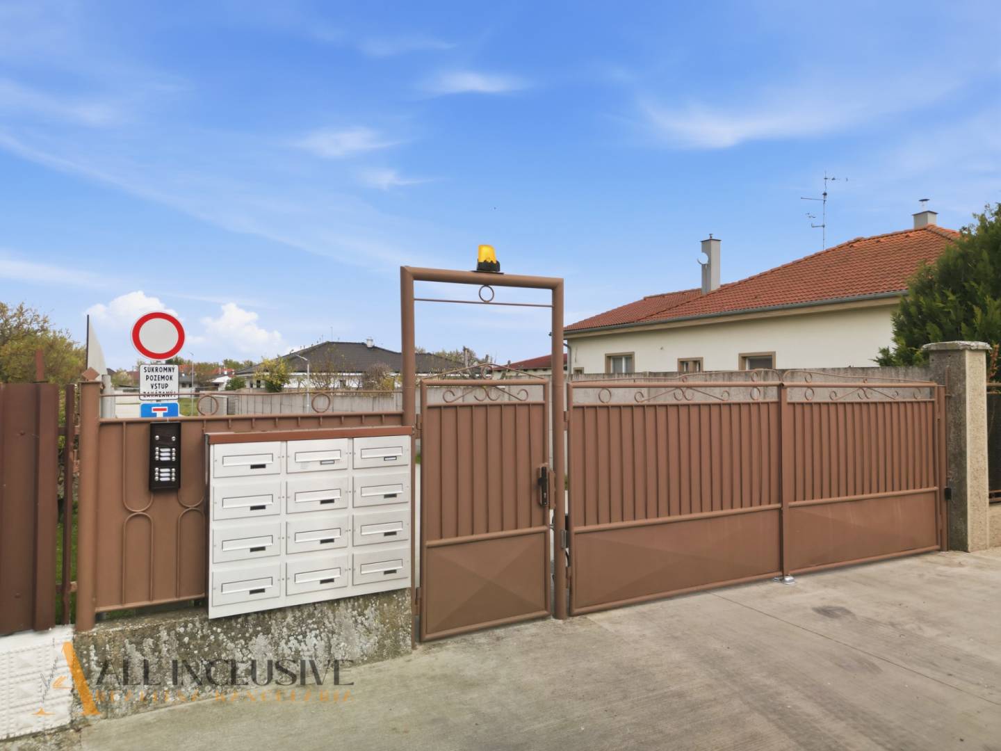 External property image