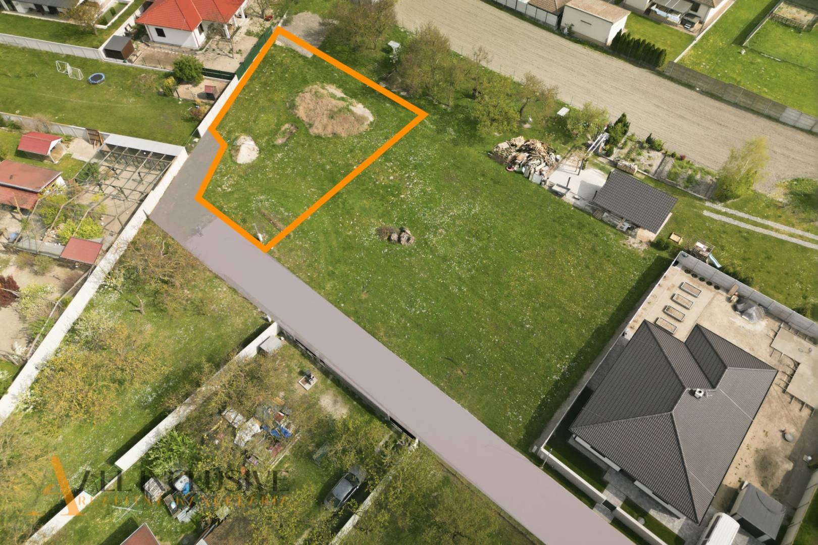 External property image