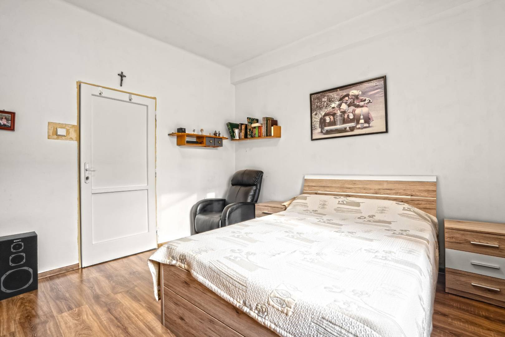 External property image