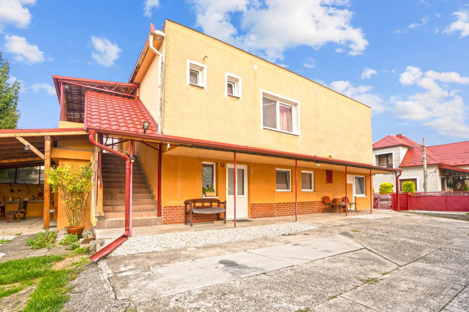 External property image