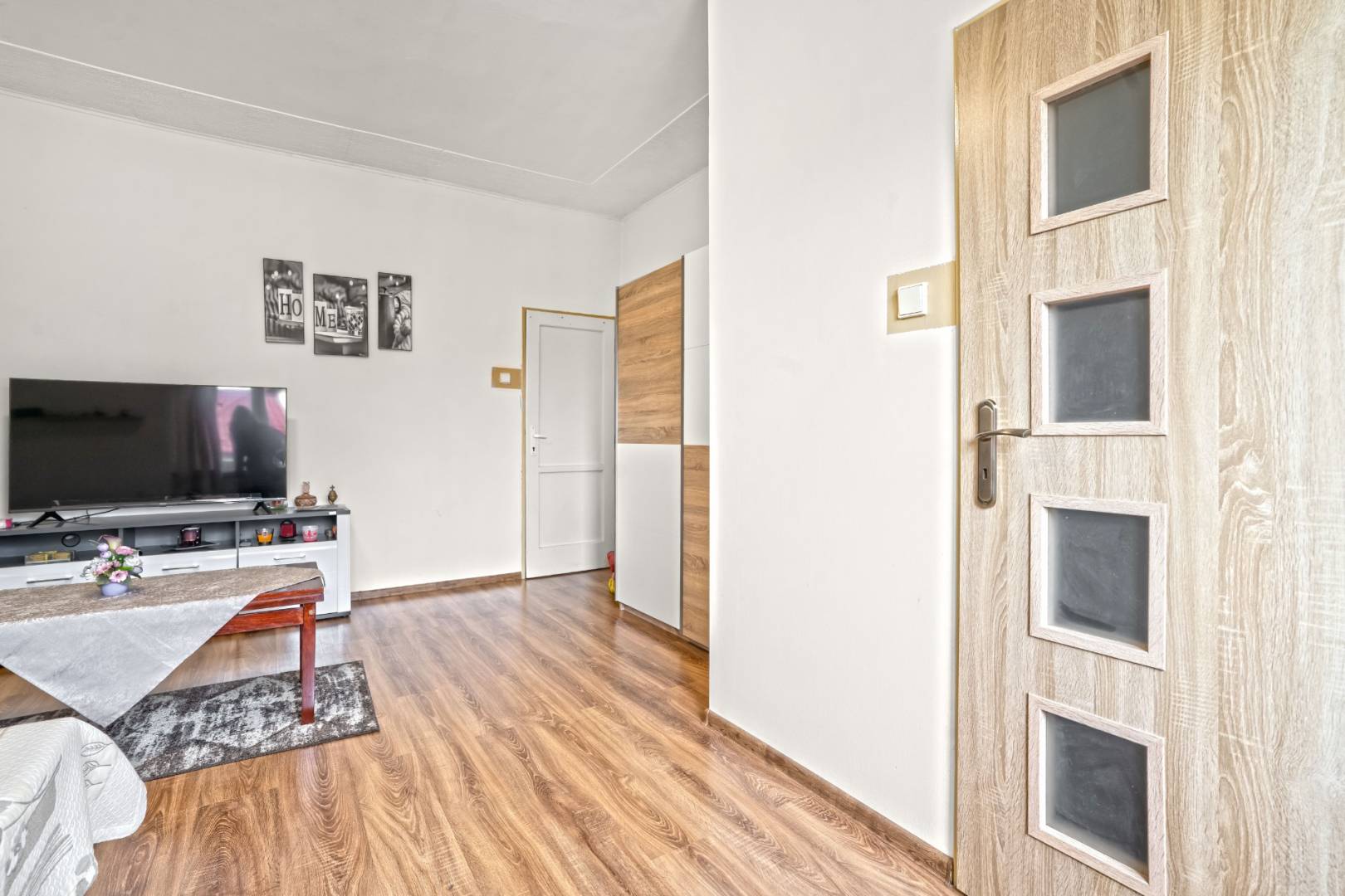 External property image