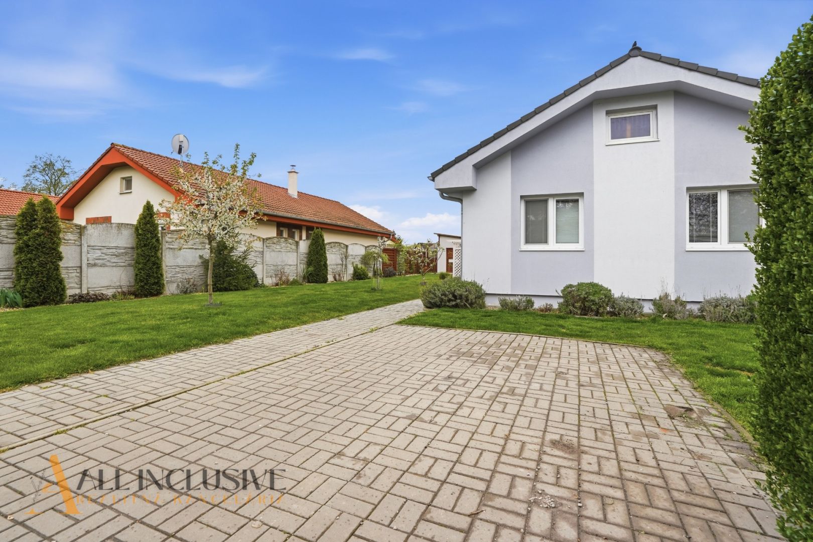 External property image