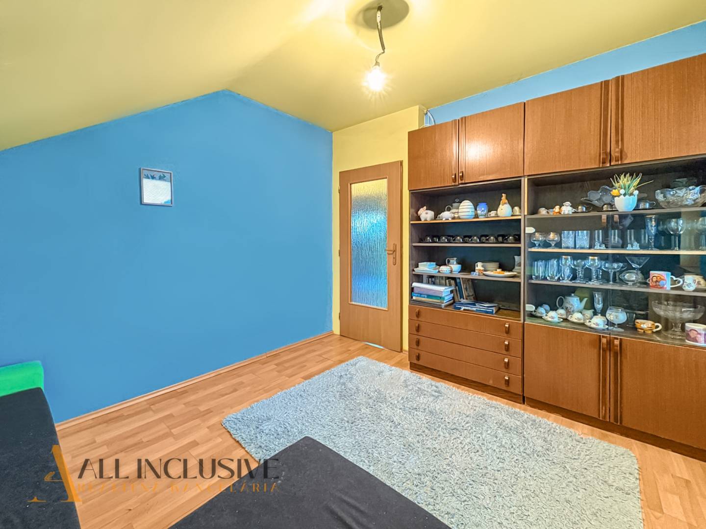 External property image