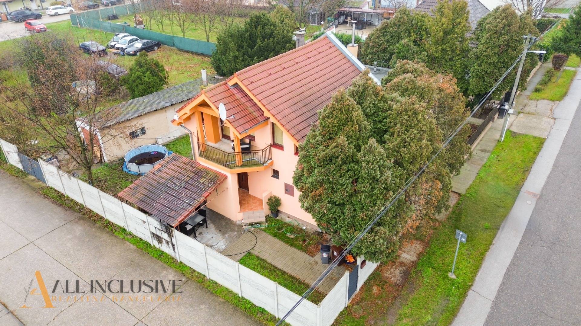 External property image